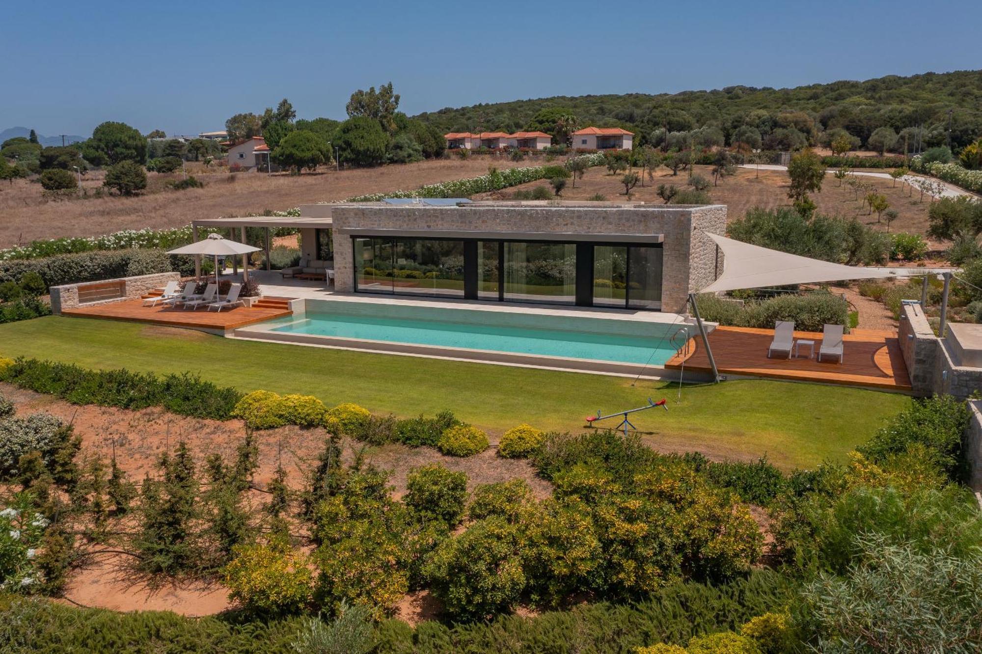 Messinian Nest Villa เกียโลวา ภายนอก รูปภาพ