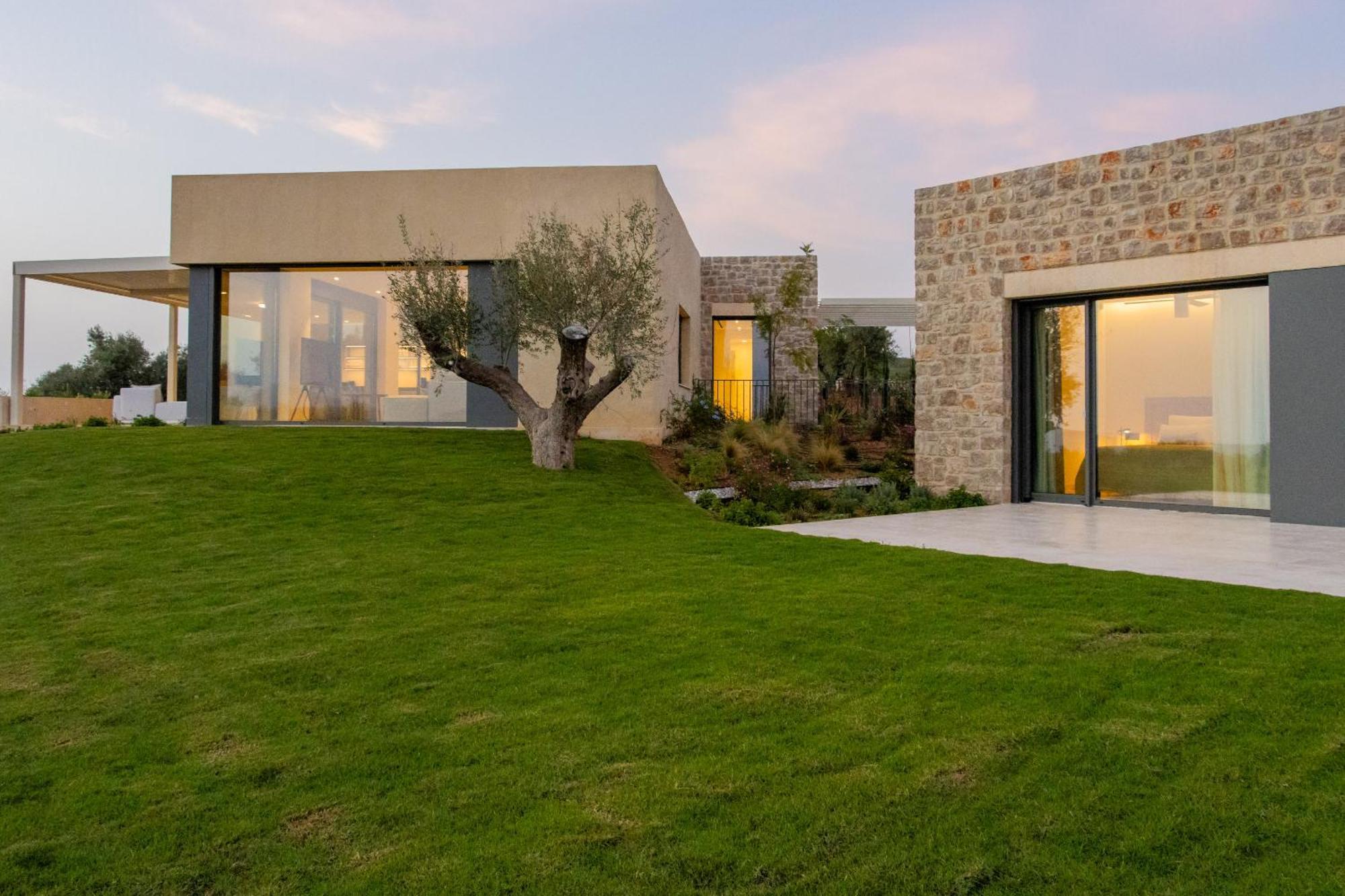 Messinian Nest Villa เกียโลวา ภายนอก รูปภาพ